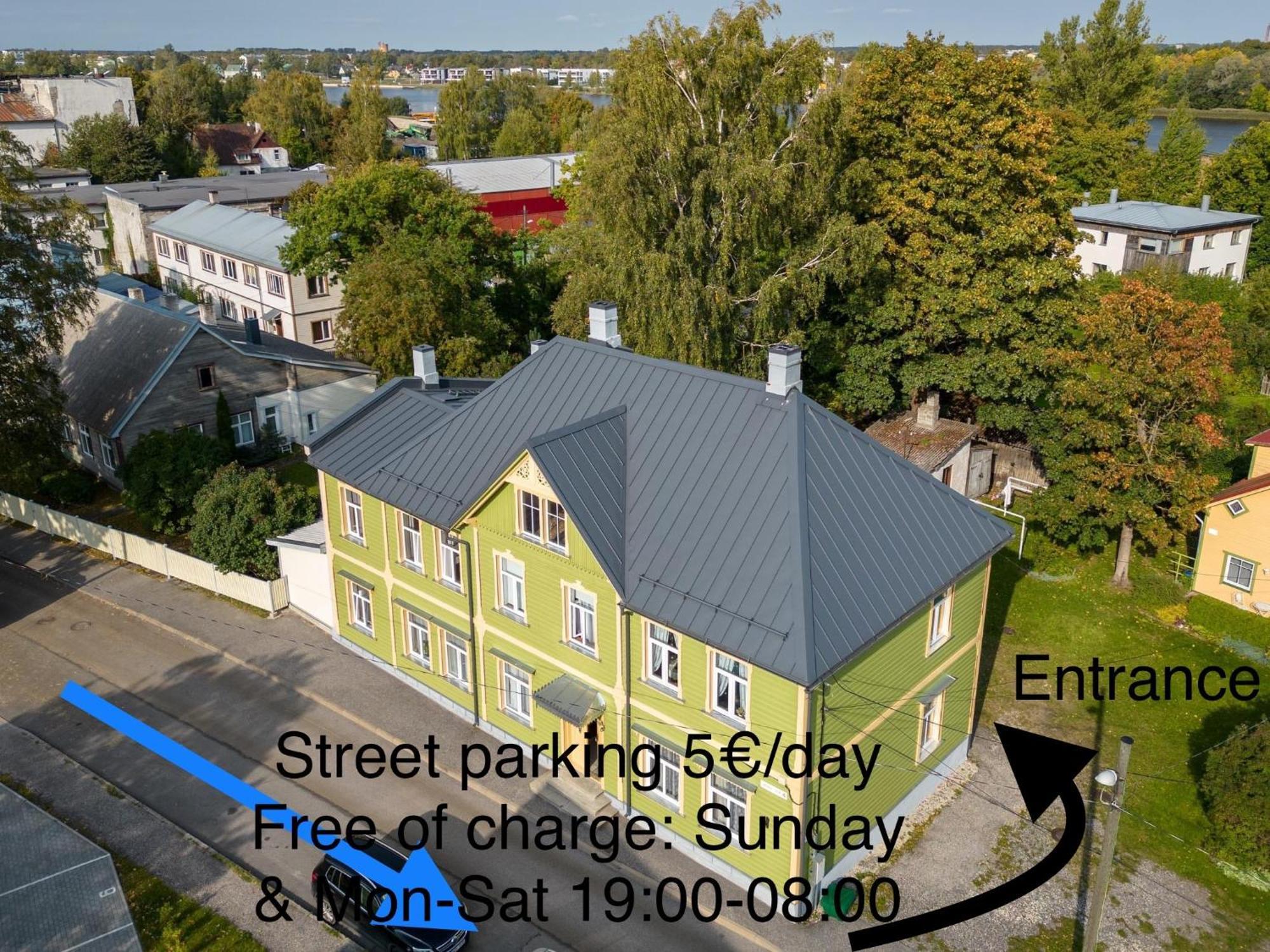 Appartamento Centre Premium Pärnu Esterno foto